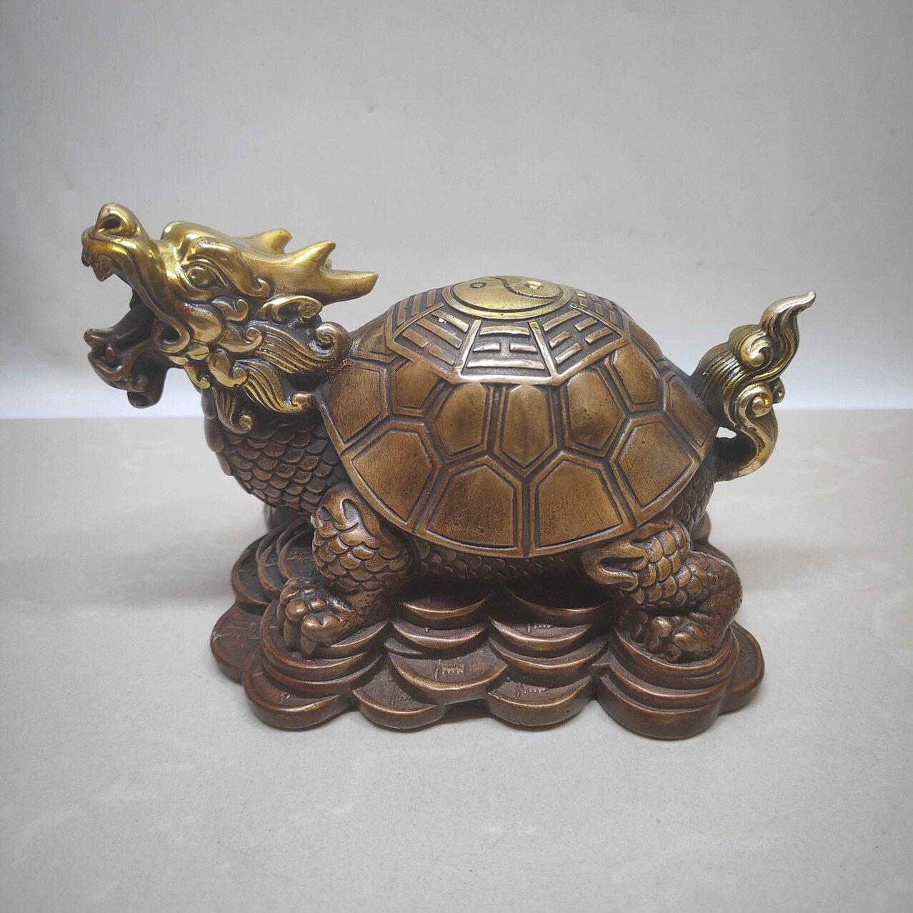 仿古铜龙龟摆件铜八挂龙头龟客厅玄关装饰工艺品