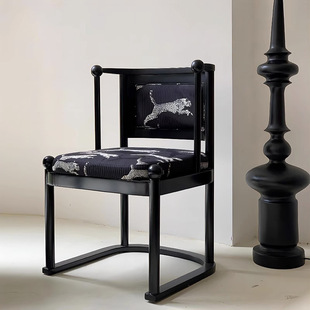 豹豹椅设计师款 中古餐桌椅子扶手椅家用复古靠背椅子 实木餐椅法式