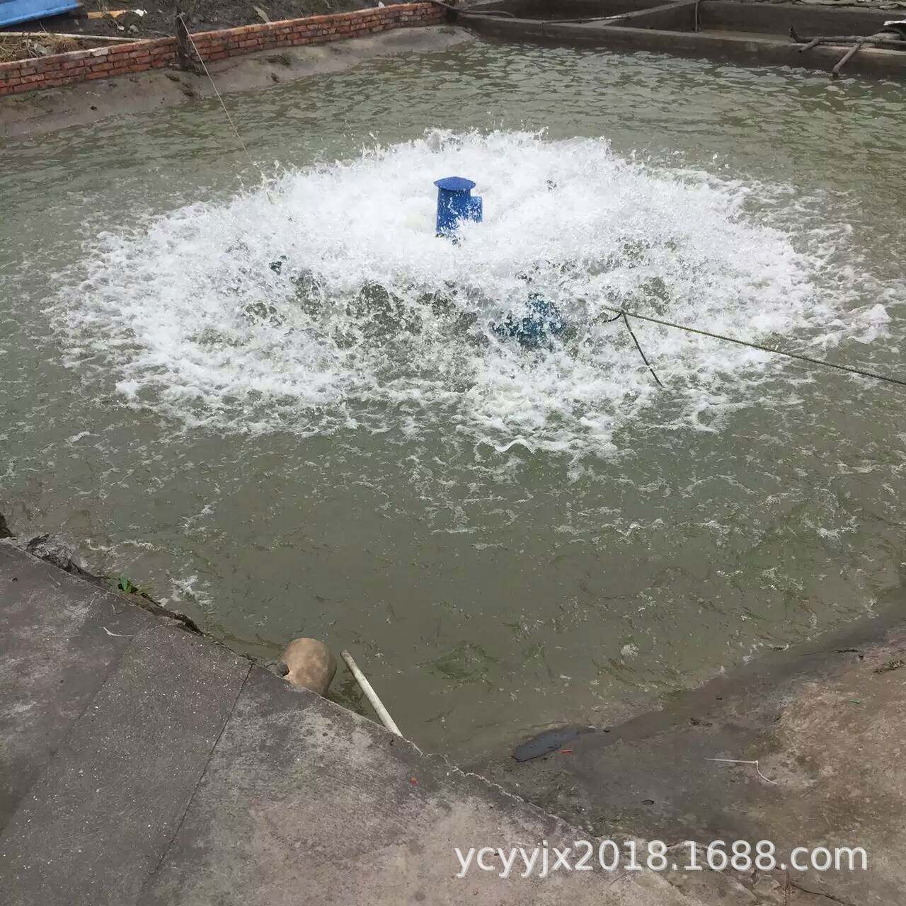 三相380V1.5千瓦3KW鱼塘养殖泥鳅塘叶轮式增氧机
