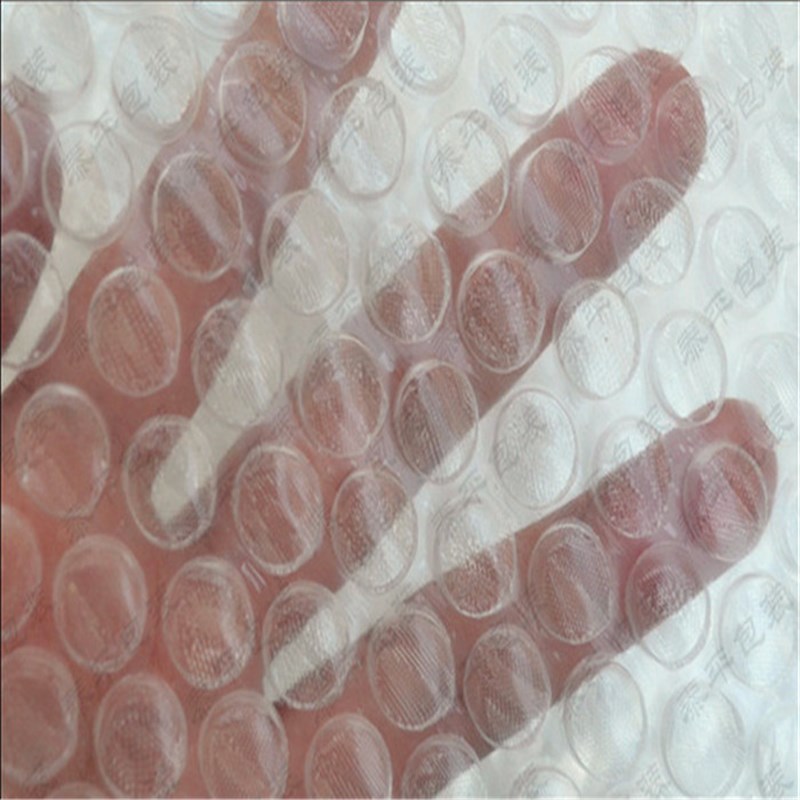 全新透明f气泡膜0.8公斤重一卷