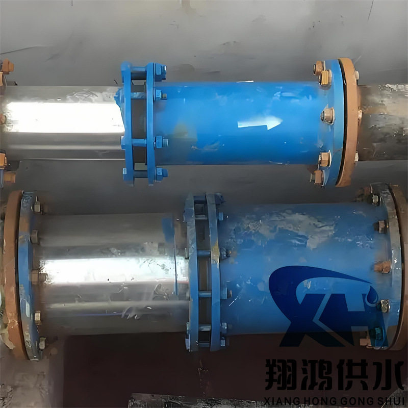 套筒补偿器单双向直流介质无推力蒸汽管道膨胀节一次性直埋补偿器
