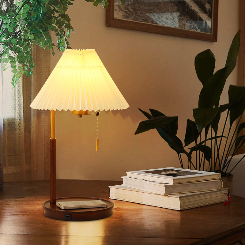北欧百褶台灯美式复古卧室床头灯拉绳开关无线充电书房书桌原木灯