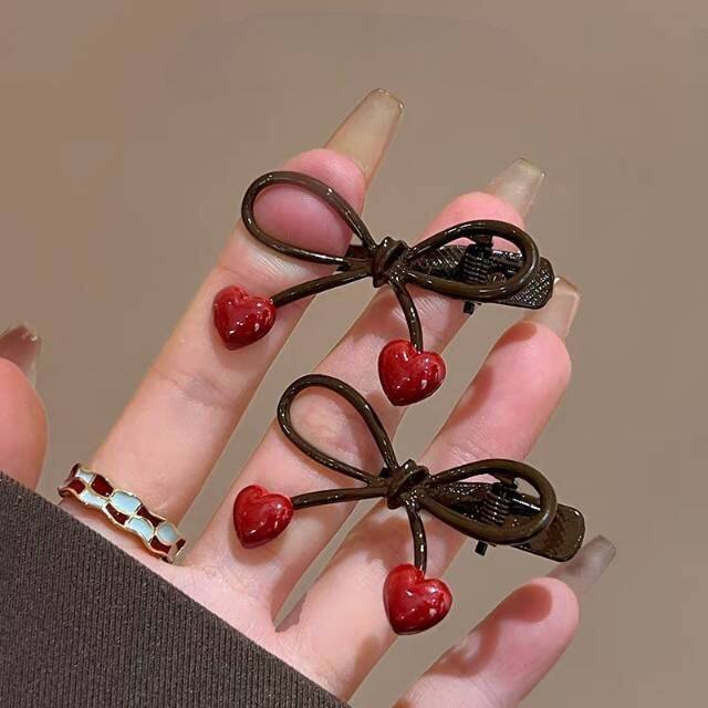 存在浪漫!爱心蝴蝶结发夹