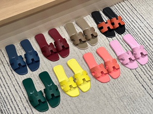 欧洲站春夏季新款凉拖女真皮拼色平底拖鞋度假逛街一字拖女沙滩鞋