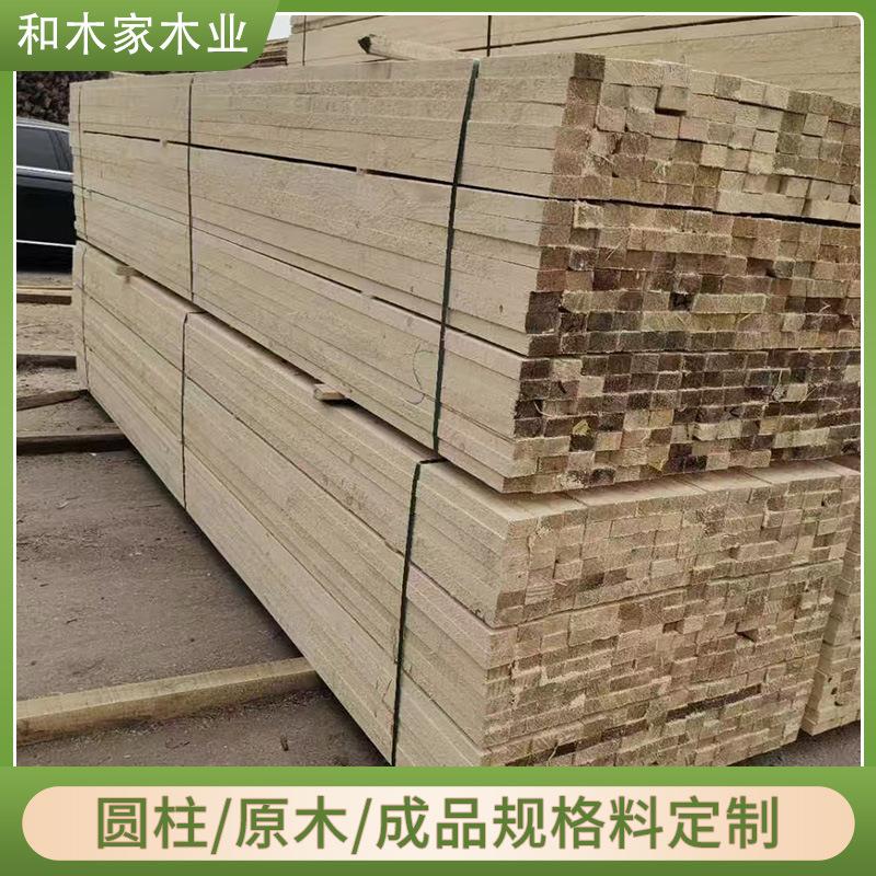工地建筑用木方松木澳松花旗松35x85木方建筑方木现货定 制