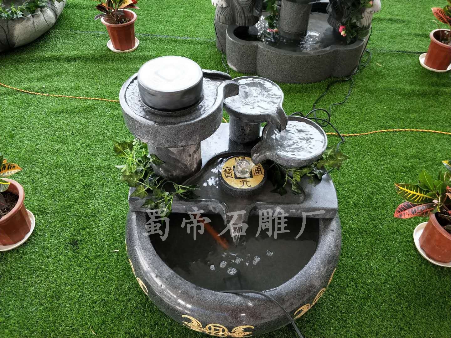 青石仿古石雕流水养鱼池