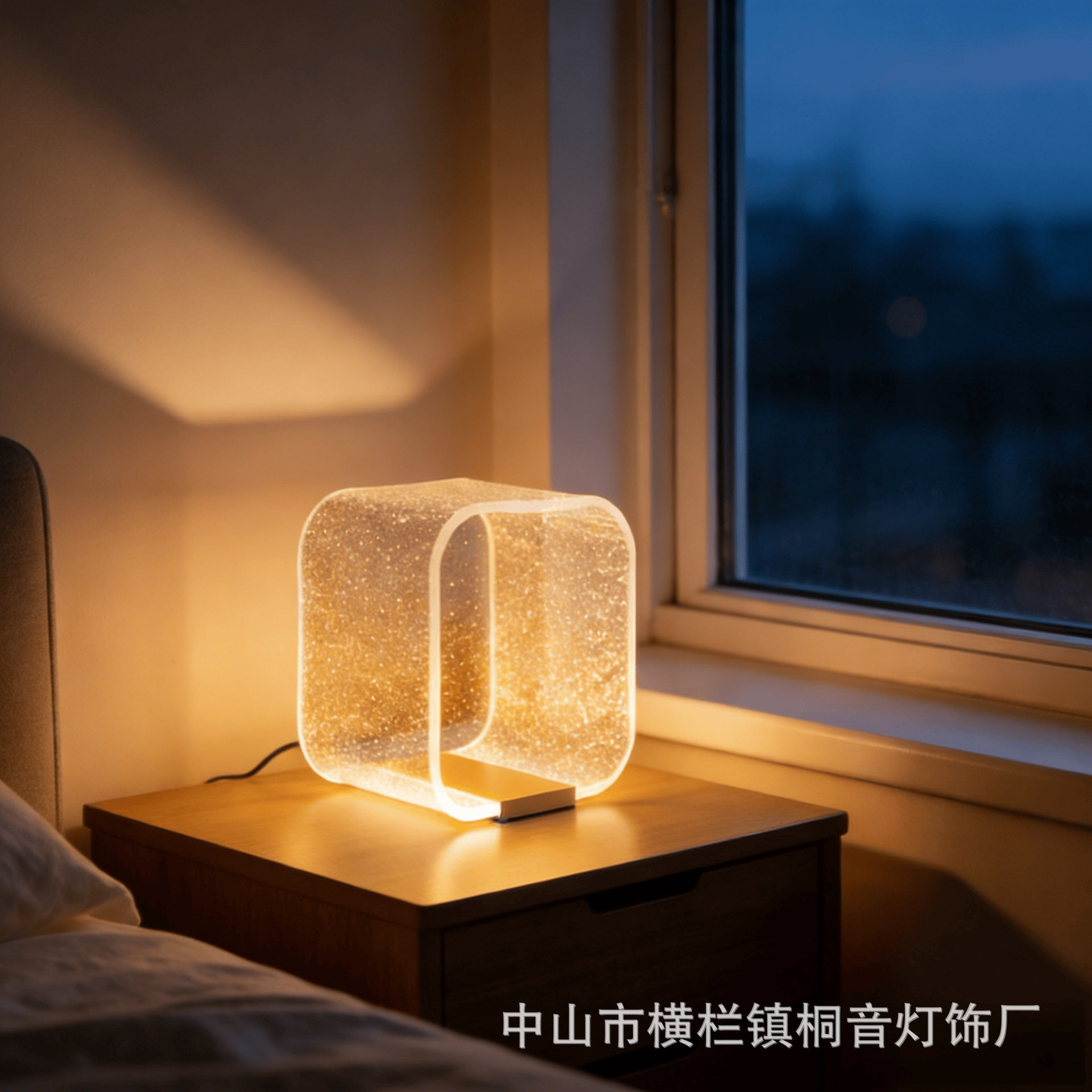北欧后现代台灯卧室床头灯简约温馨创意客厅书房酒店工程装饰台灯