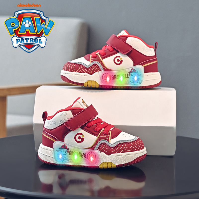 汪汪队亮灯板鞋防滑宝宝学步鞋