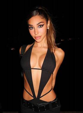 极速Seaxy Hanging neck waist hip skirt