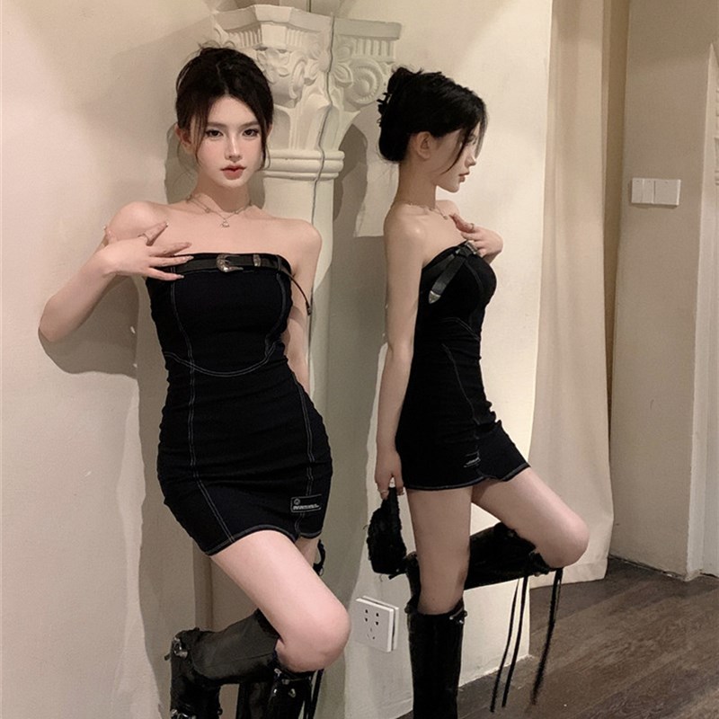 新品纯欲性感辣妹黑色抹胸洋装女秋季御姐露背收S腰包臀短裙复古