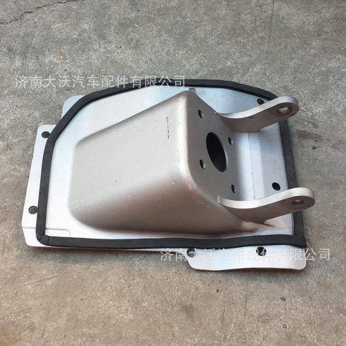 重汽新斯太尔D7BM5G离合器组合踏板铝支架新斯太尔组合踏板支架