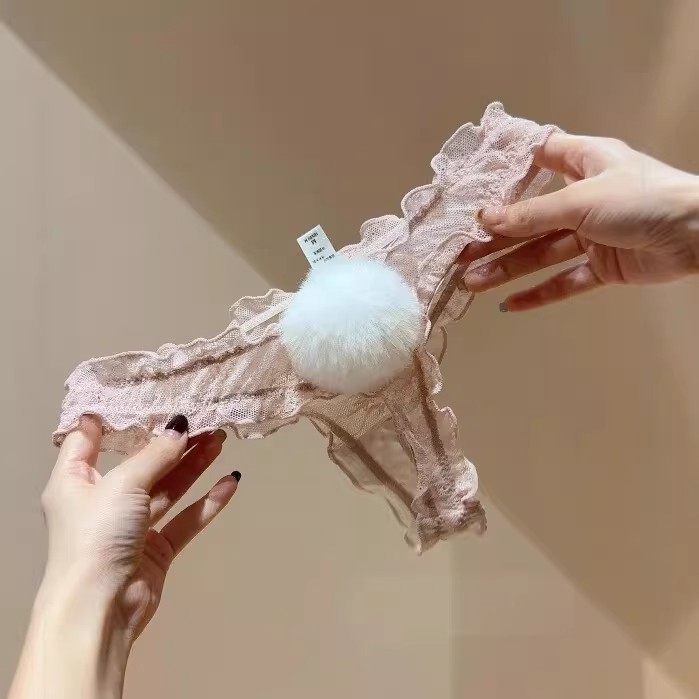 法国时装秀性感蕾丝T裤女低腰无痕毛球装饰舒适透气内裤丁字裤,女士内衣/男士内衣/家居服,女丁字裤,淘宝优惠券,粉丝福利购,淘宝优惠卷