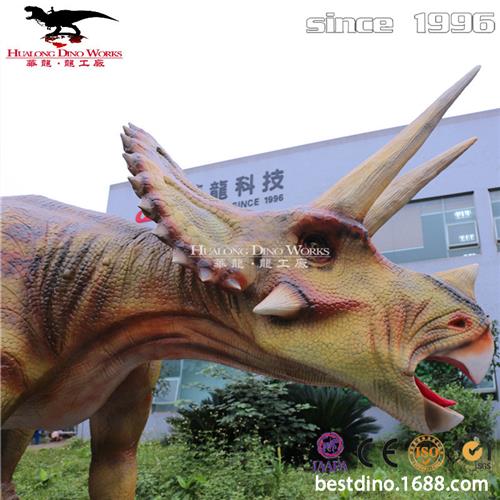 流量仿真恐龙模型仿真三角龙自贡恐龙工厂网红景点参观拍照.
