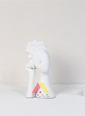 极速现代简约欧式极白色托腮人像海螺摆件雕O塑样板房售楼处软装