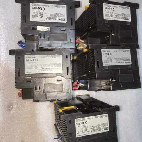PLC，CP1H-X40DT-D，五个，300，议价