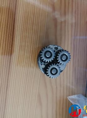 阿特拉斯LTV28和LUM22齿轮箱号4210215183