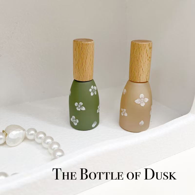 莫兰迪色手工花朵香水精油分装瓶