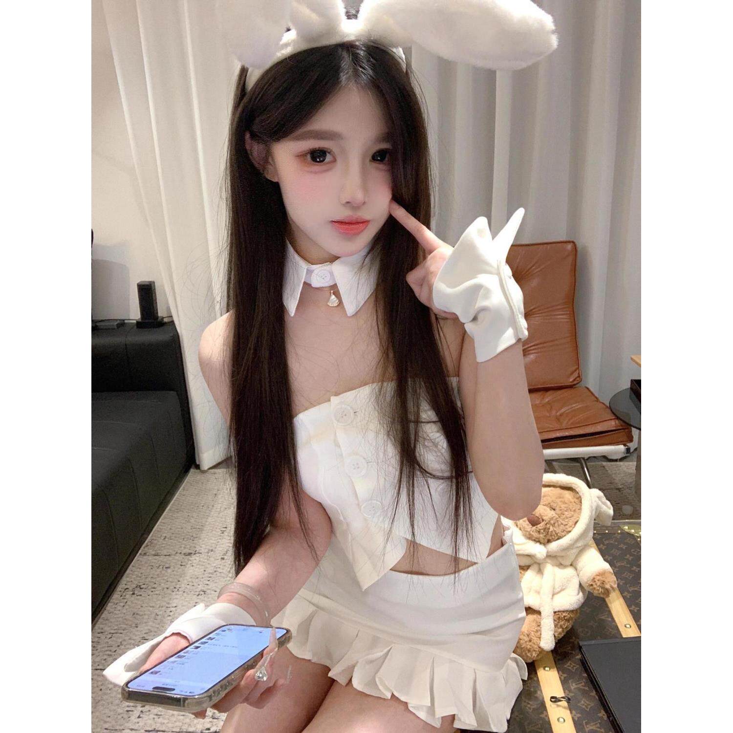 纯欲风性感辣妹白色套装裙抹胸露腰上衣拼接荷叶边包臀短裙两件套