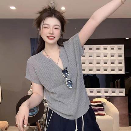 夏季欧货宽松短袖T恤上衣女微胖大码宽松显瘦慵懒风冰丝针织衫
