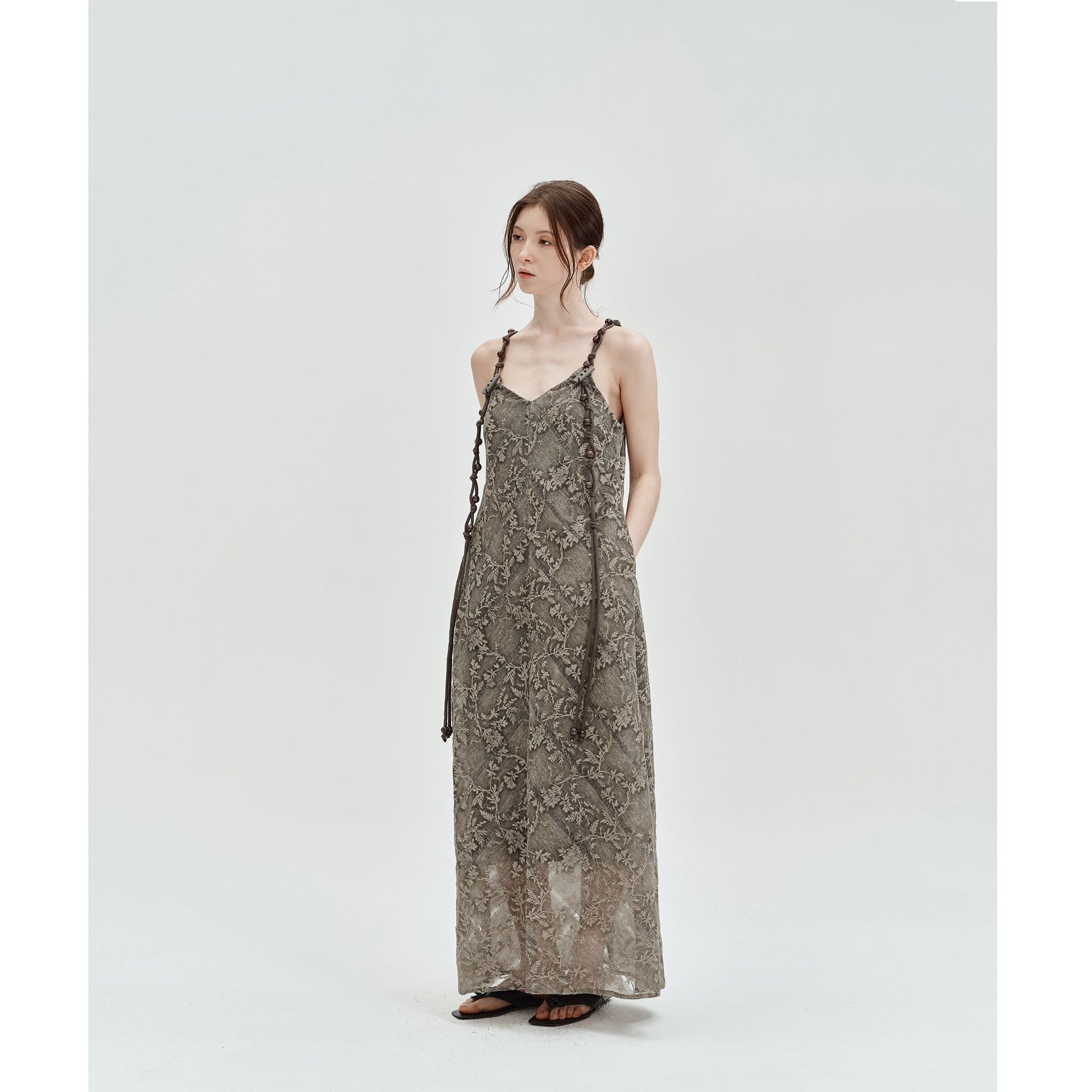 Textile Song甜颂新中式珠子编绳连衣裙女新款显瘦透视吊带裙子