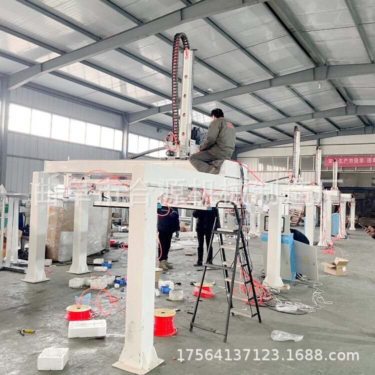 合源水泥纤维板贴面机软硬包柜门覆膜机高光板陶瓷扫平辊覆膜机