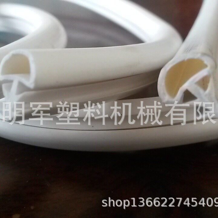 厂家直销塑胶条生产线箱包?