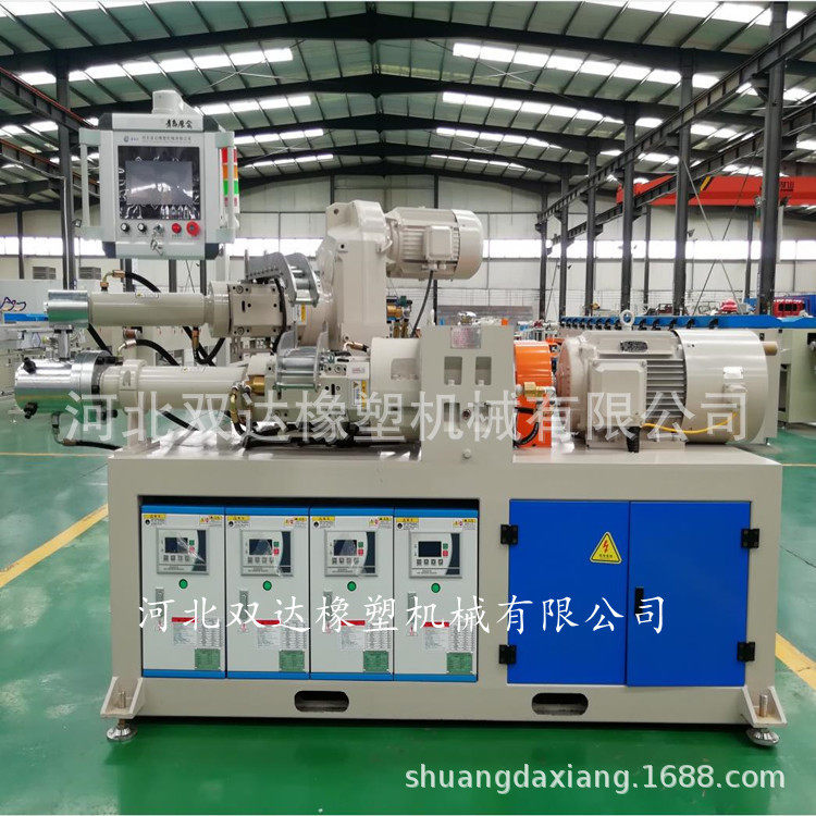 小型橡胶挤出机经济实用丁基胶氟胶条管挤出设备能耗低产量高