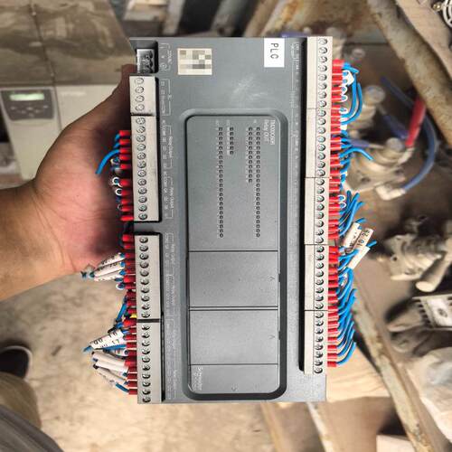 议价PLC  TM200C60R 成色如图 可维修