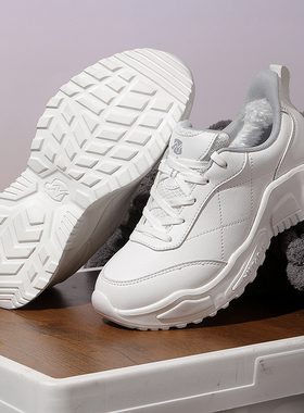 冬季推荐牛霸道皮面冬季加棉鞋健身鞋男女跑步广场跳舞鞋250095