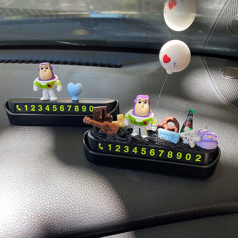 汽车临时停车号码牌巴斯光年车用挪车电话牌可爱手机移车卡草莓熊