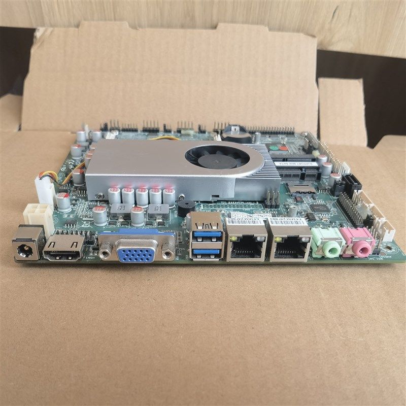 ZO-4210UT-6C2L i5-4210u工控主板广告机一体机工控 收银机双网卡