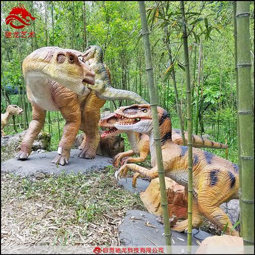 恐爪龙攻击慈母龙仿真恐龙定制活体橡胶恐龙模型会动会叫恐龙展