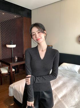 Maven Lin 高智感|优雅黑色V领长袖针织衫女气质修身长袖上衣