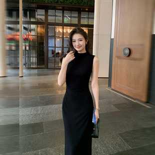 连衣裙女收腰褶皱修身 Maven 简约立领无袖 精致曲线 针织长裙 Lin