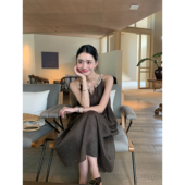 极简无袖 Maven Lin 挂脖亚麻连衣裙女老钱风宽松民族风度假长裙