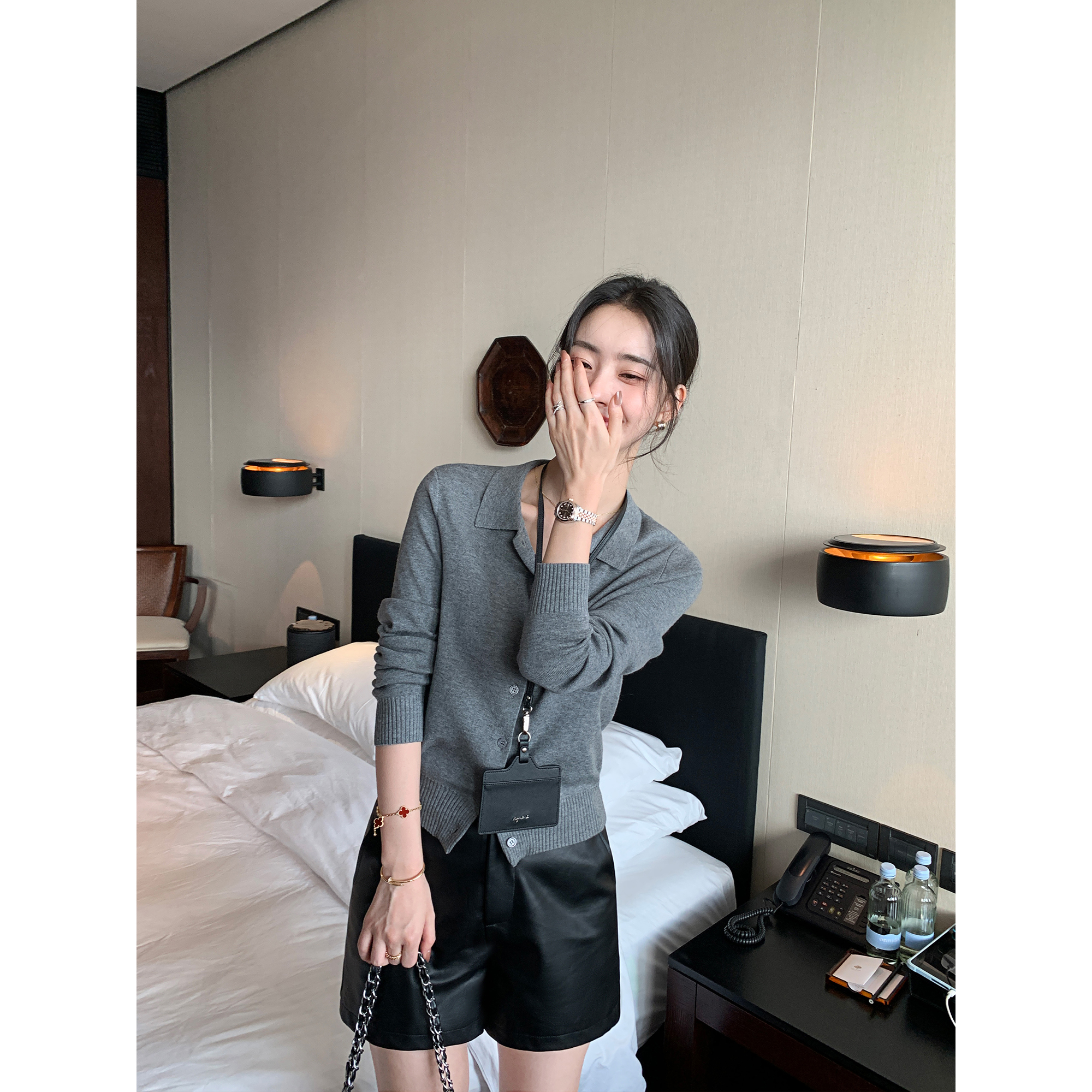 Maven Lin 飒美高智 高挑大长腿|黑色PU皮裤女外穿休闲a字短裤