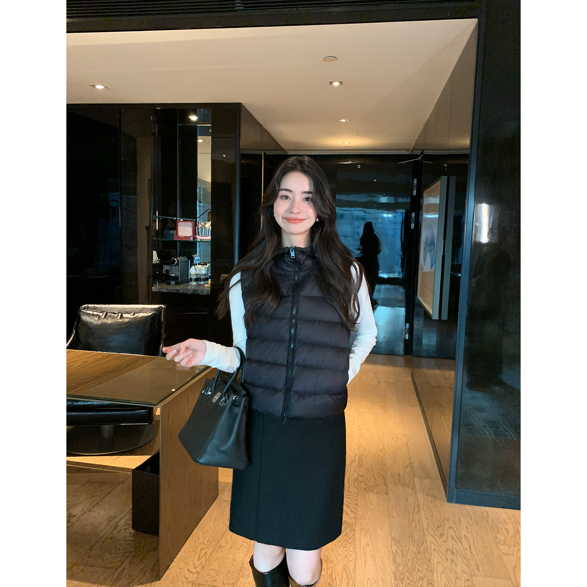 Maven Lin都市暖羽 90白鸭绒背心马甲女气质叠穿连帽短款羽绒服