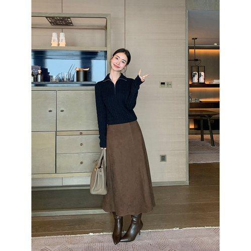 Maven Lin 【现货7折】知性暖咖 时髦麂皮绒半身裙A字大摆伞裙子