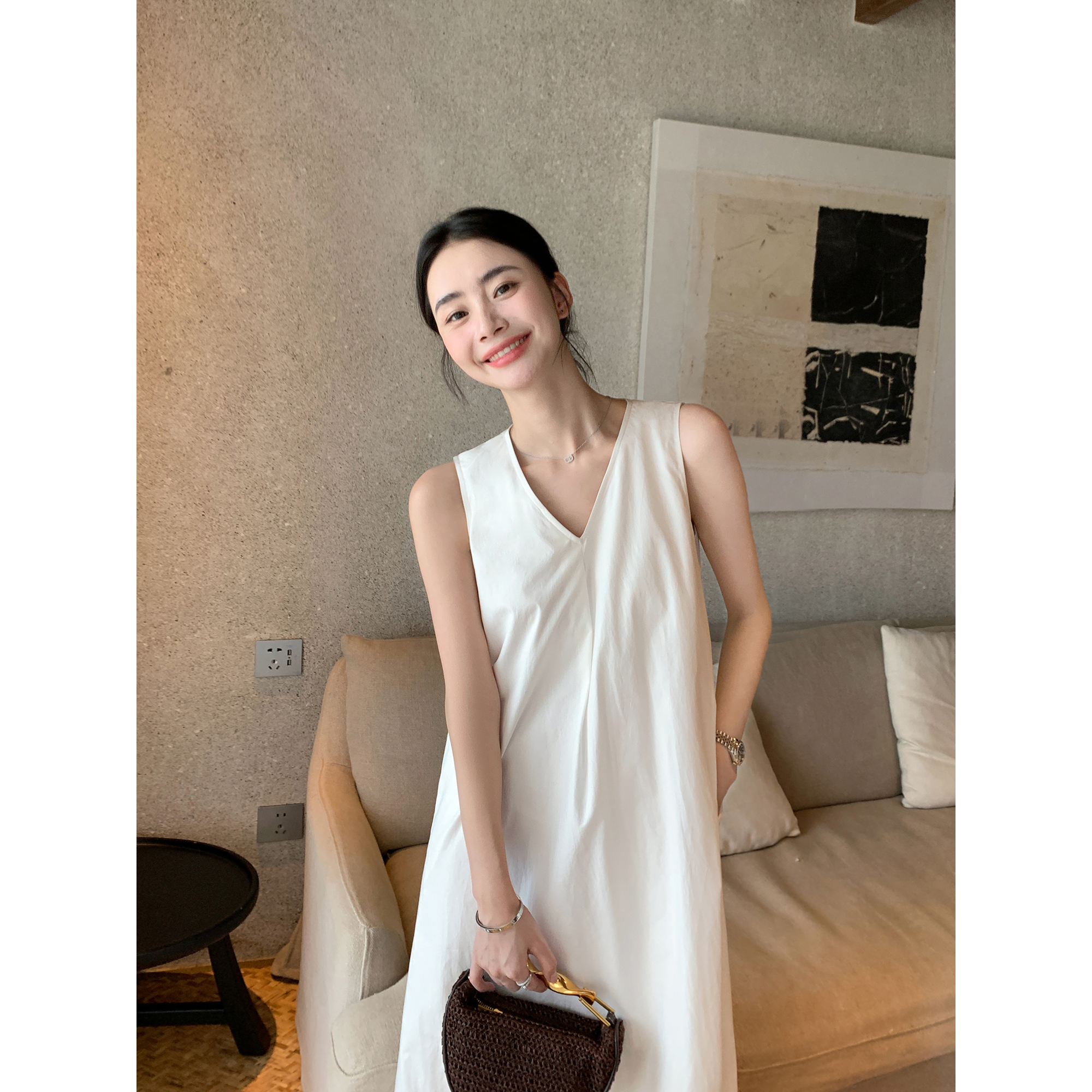 Maven Lin 极简主义|老钱风宽松无袖v领连衣裙女夏季气质背心长裙