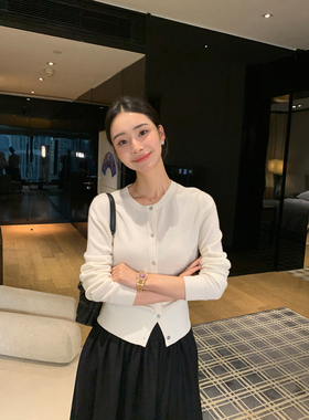 Maven Lin 缪斯女神 100%羊毛圆领针织衫女气质短款长袖开衫上衣