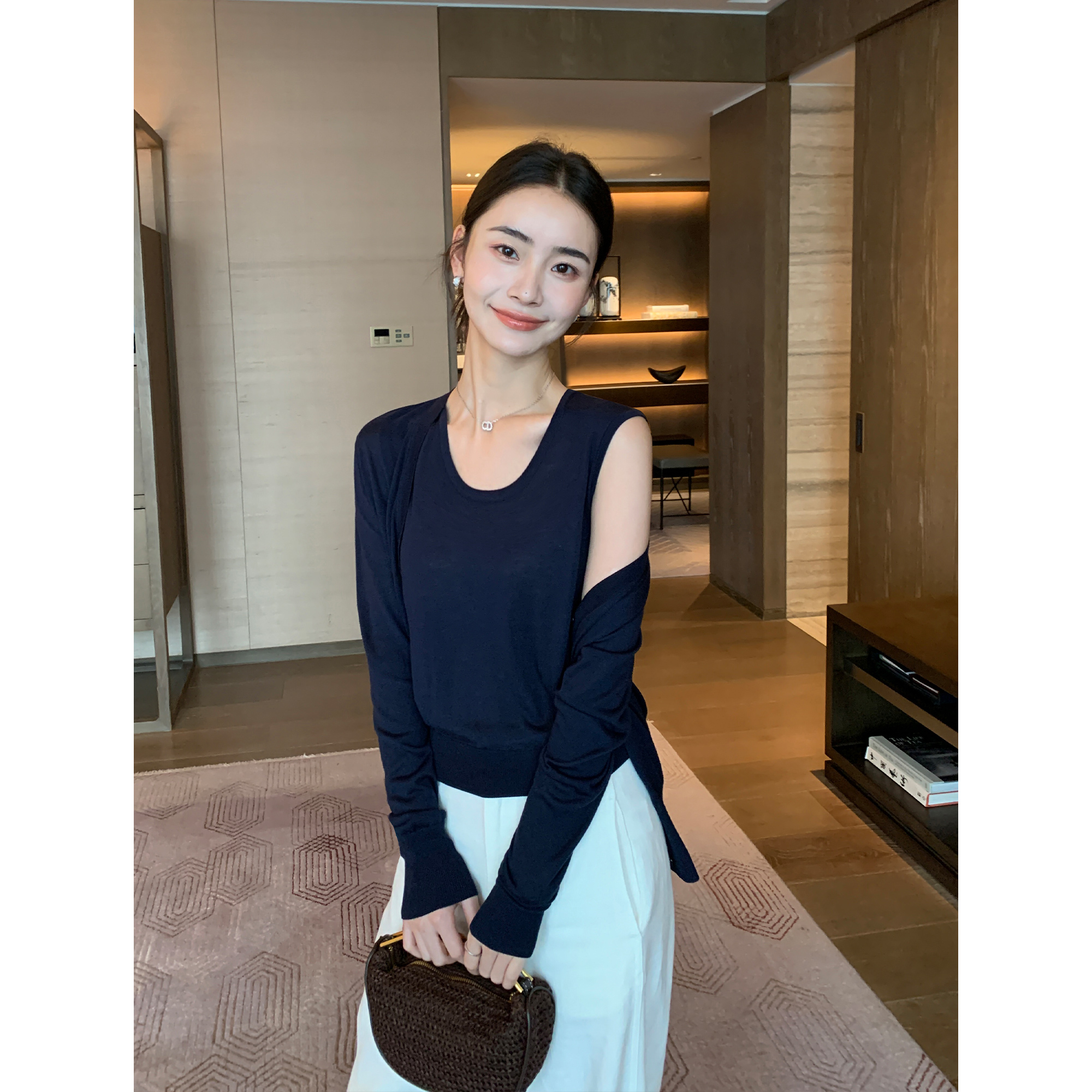 Maven Lin 高级感天丝开衫V领针织小外套女高雅U领露锁骨背心上衣