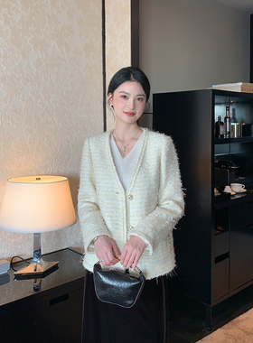 Maven Lin 雅致诗篇 羊毛V领小香风外套女轻职场宽松廓形短款上衣