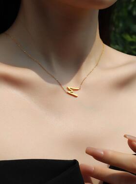 MaisonCleoM字母极简锁骨链