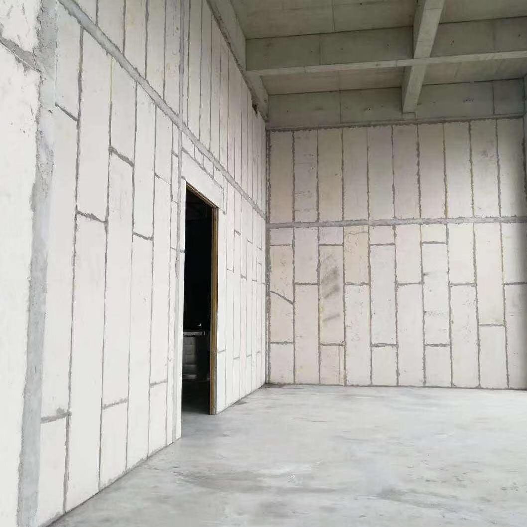 厂家批发轻质隔墙板 新型复合条板 水泥发泡板聚苯颗粒隔墙板