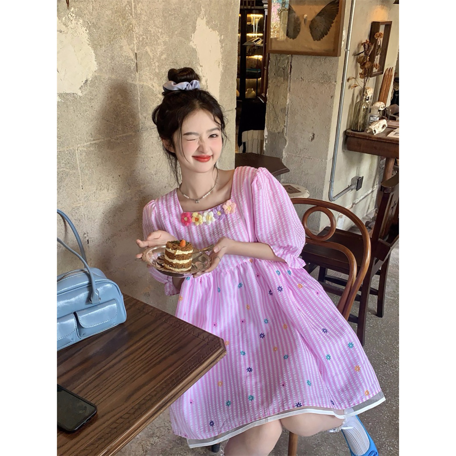 范雯雯 冰萃海盐 条纹方领高腰连衣裙女可爱甜美短袖a字短裙春季