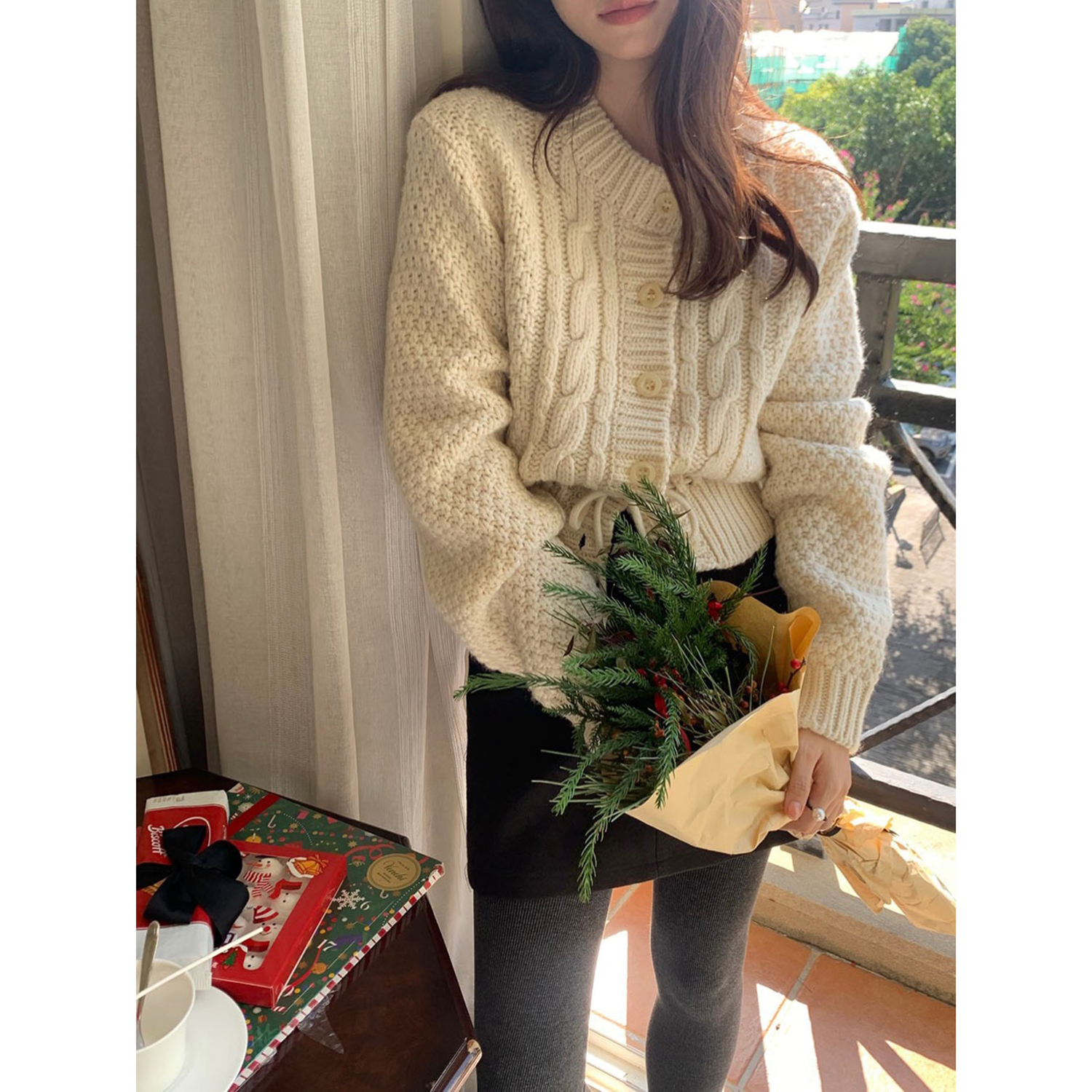 范雯雯 旺角记忆 复古麻花抽绳收腰纯色针织开衫女韩系圆领毛衣