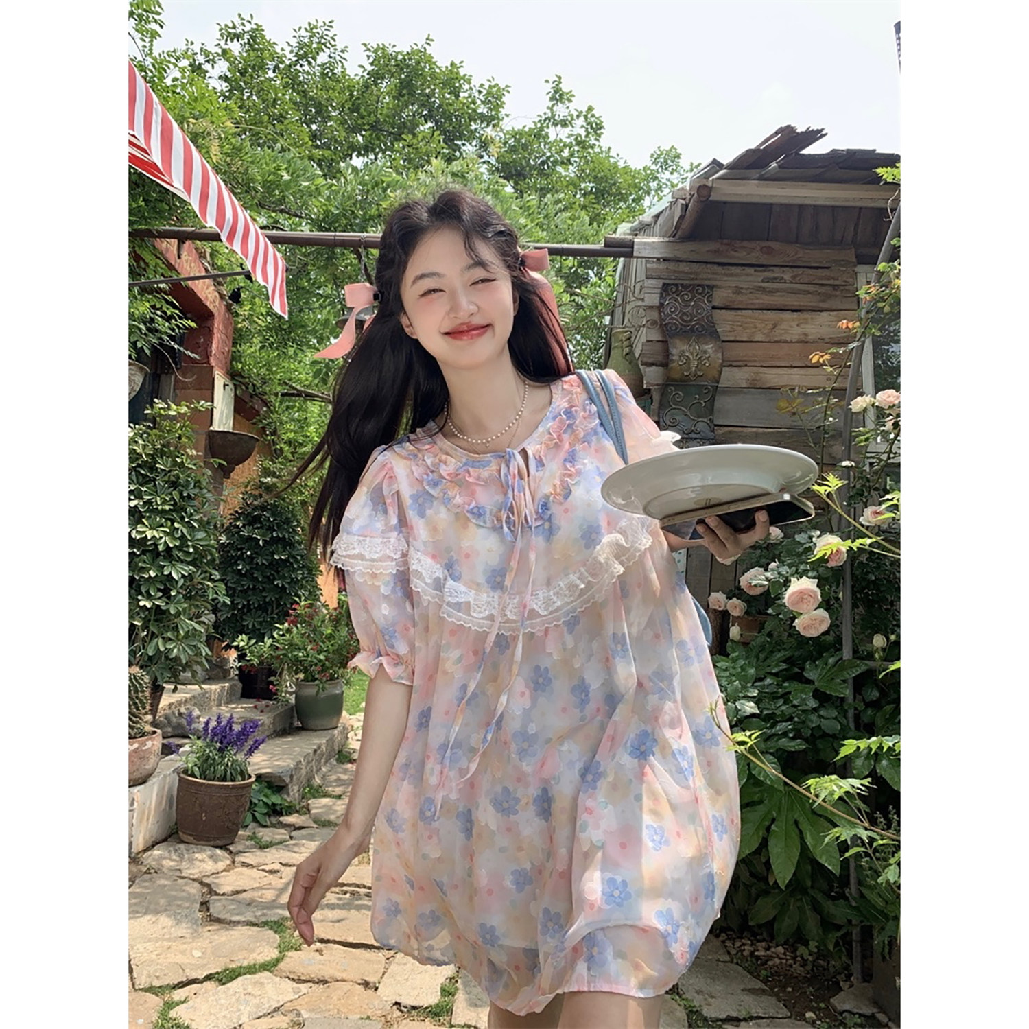 范雯雯 繁花香氛 韩风甜美蕾丝宽松连衣裙女春季少女风a字短裙子