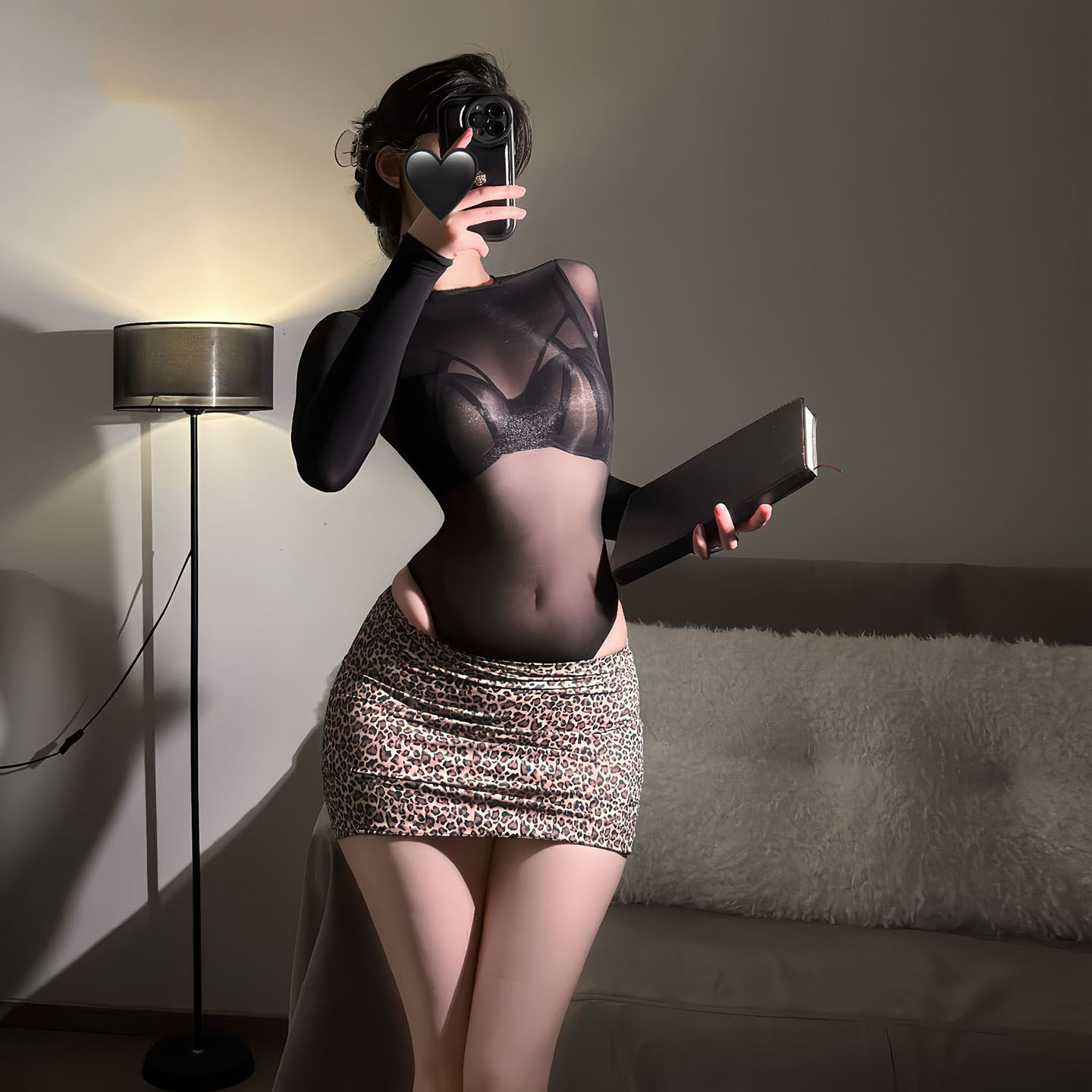 油亮长袖高叉丝衣丝滑丝袜连体衣