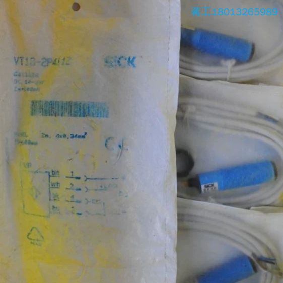 德国施克SICK VT18-2P4112光电开关传感器 全新