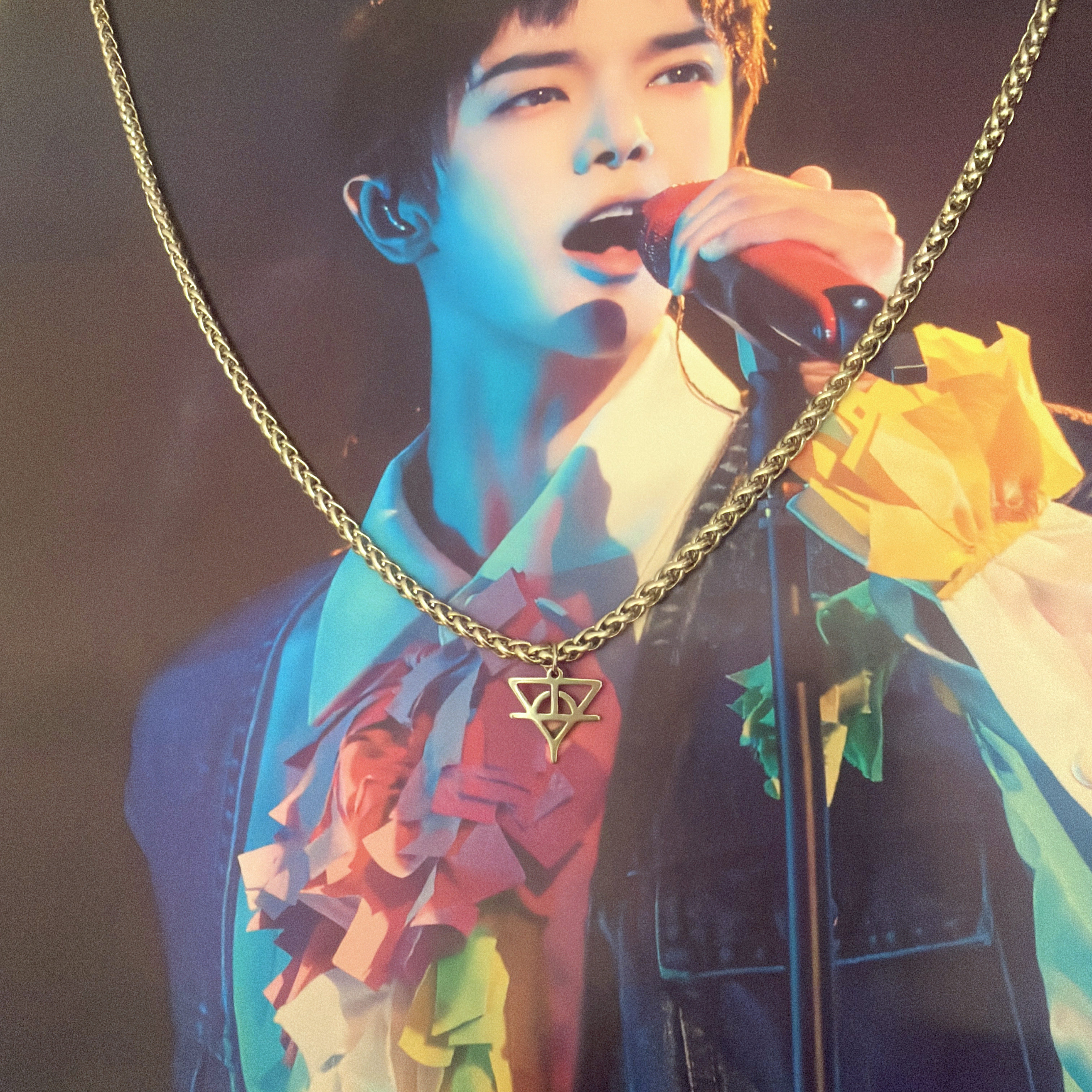 MARS华晨宇周边同款火星演唱会正品吊坠花花挂链生日礼物手链项链图片
